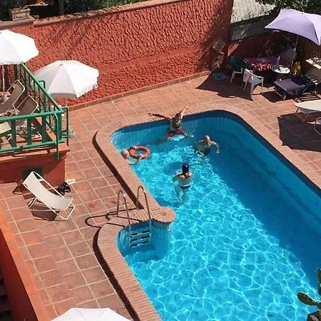 וילה Alina With Shared Pool מונטה קטיני טרמה